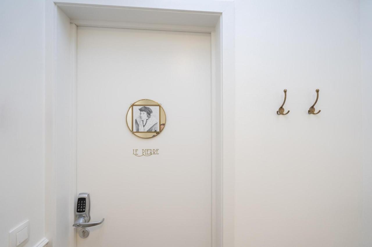 Shway Le Pierre Apartment Antwerpen Ngoại thất bức ảnh
